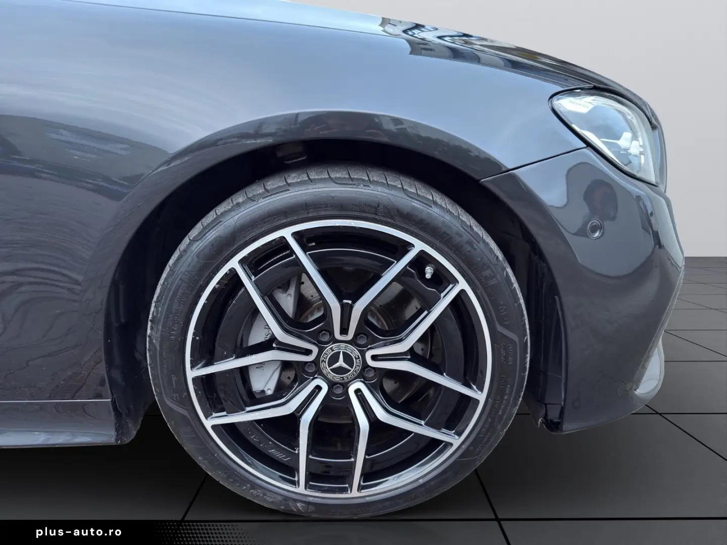 MERCEDES-BENZ E 200 Coupe NIGHT-PAKET AMG-LINE CAM