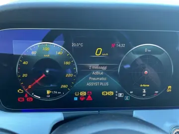 Mercedes-Benz Classe E -  Coupe E Coupe 220