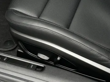 PORSCHE 992 911 Carrera GTS Schiebe- Hubdach BOSE SHZ