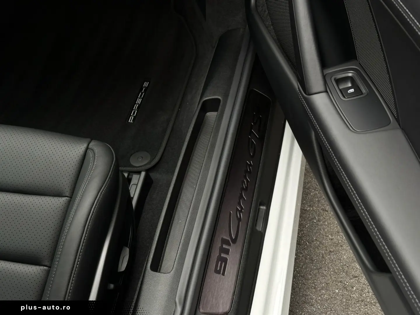 PORSCHE 992 911 Carrera GTS Schiebe- Hubdach BOSE SHZ