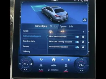 MERCEDES-BENZ C 300 e 2x AMG Digital LED 360K Widescr Distr