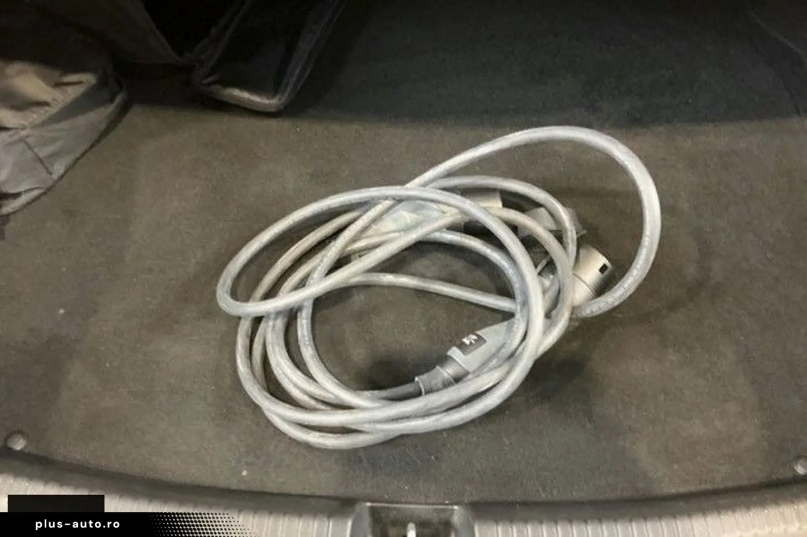 MERCEDES-BENZ C 300 e 2x AMG Digital LED 360K Widescr Distr