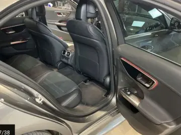 MERCEDES-BENZ C 300 e 2x AMG Digital LED 360K Widescr Distr