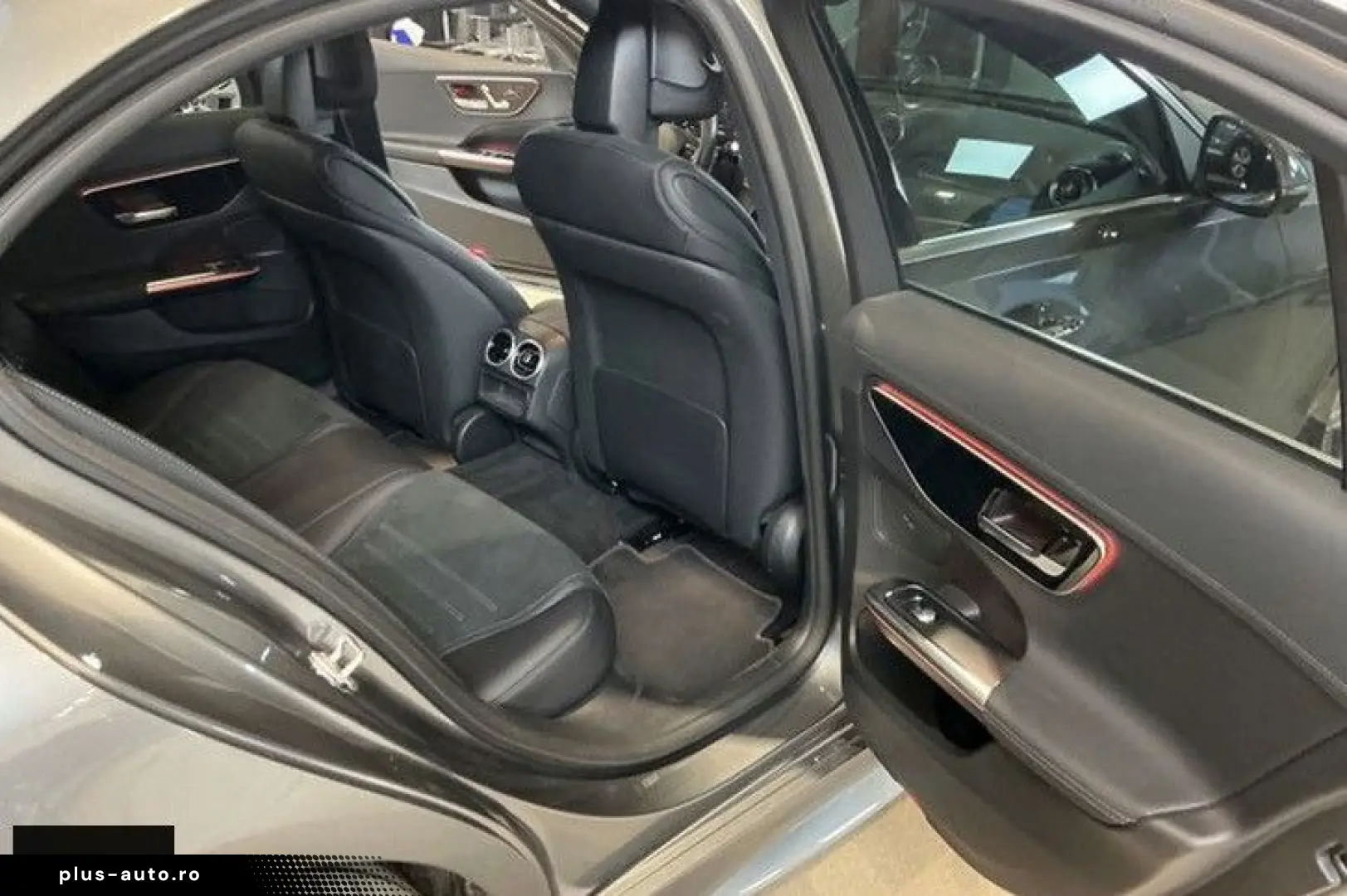 MERCEDES-BENZ C 300 e 2x AMG Digital LED 360K Widescr Distr