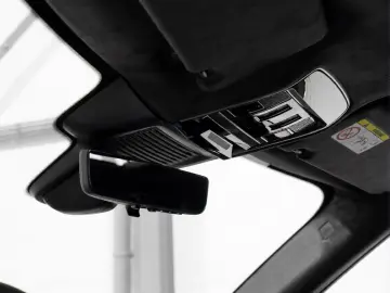 Land Rover Range Rover Sport P635 SV Celestial Sol AWD