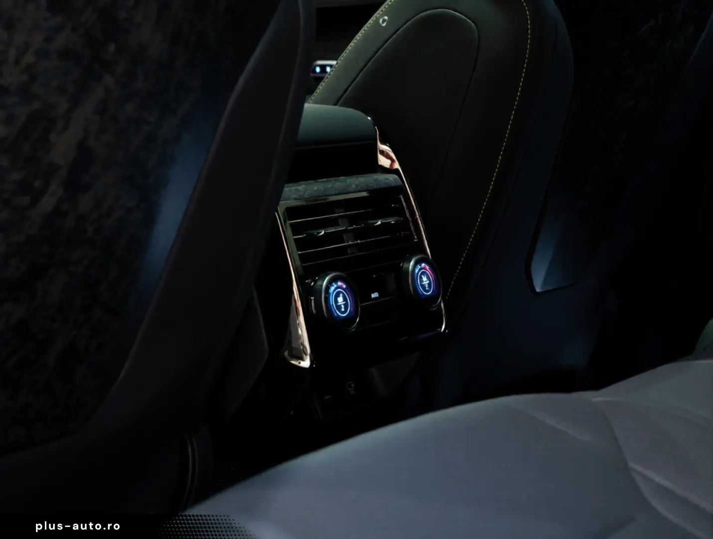 Land Rover Range Rover Sport P635 SV Celestial Sol AWD