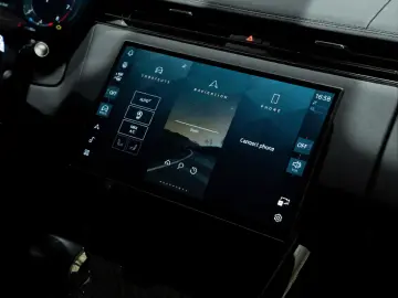 Land Rover Range Rover Sport P635 SV Celestial Sol AWD