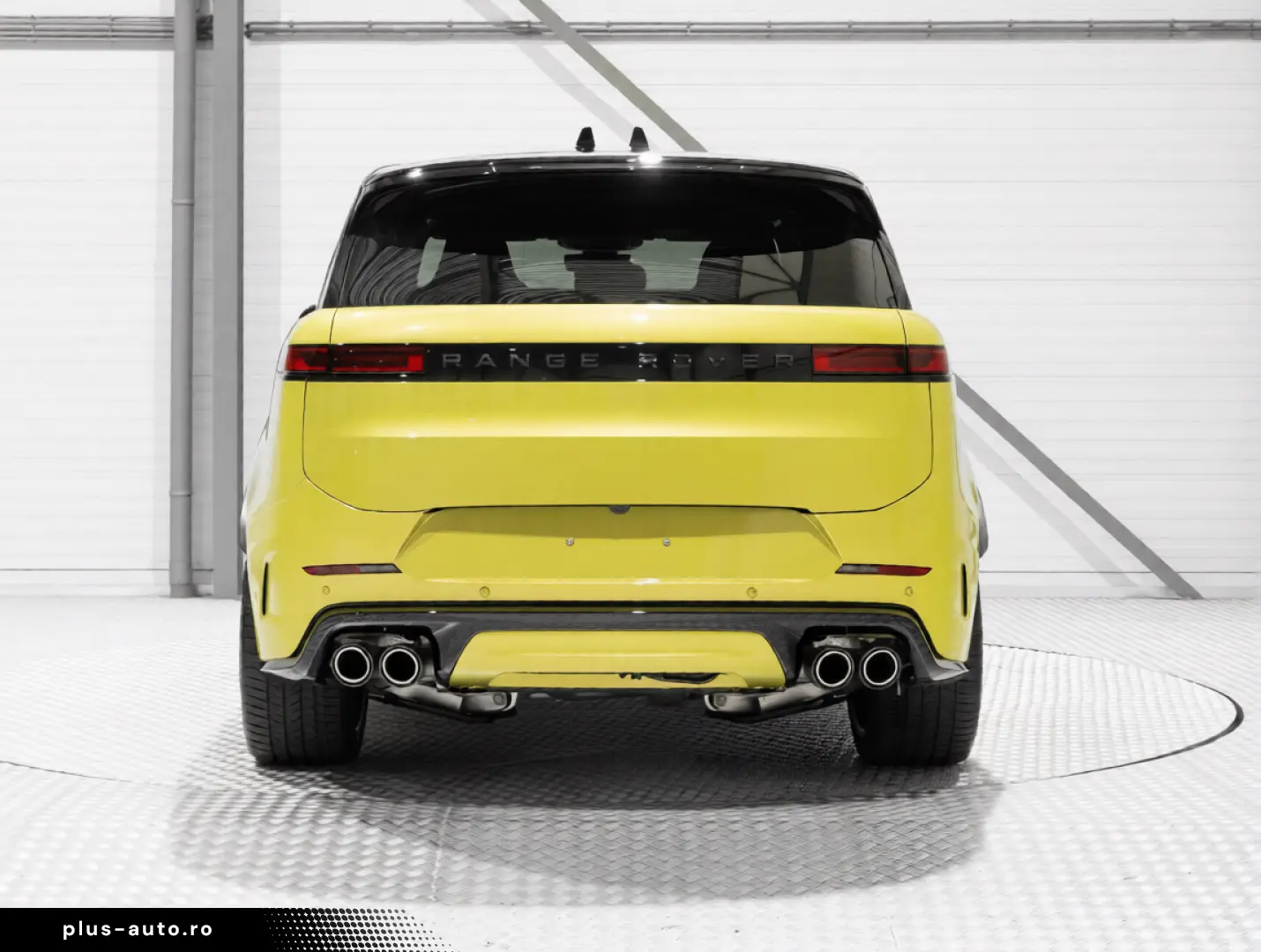 Land Rover Range Rover Sport P635 SV Celestial Sol AWD