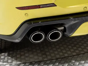 Land Rover Range Rover Sport P635 SV Celestial Sol AWD