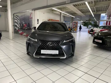 LEXUS UX 250h  Style Edition