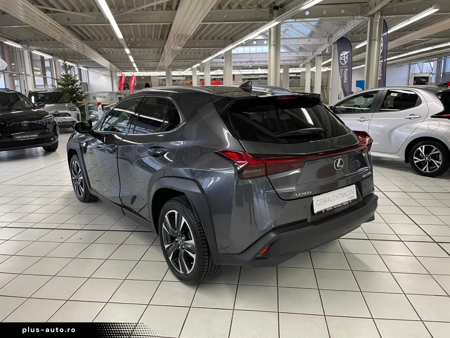 LEXUS UX 250h  Style Edition