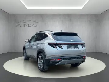 HYUNDAI Tucson Trend Plug-In Hybrid 4WD LED  aus 1.Hand