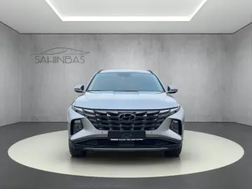HYUNDAI Tucson Trend Plug-In Hybrid 4WD LED  aus 1.Hand