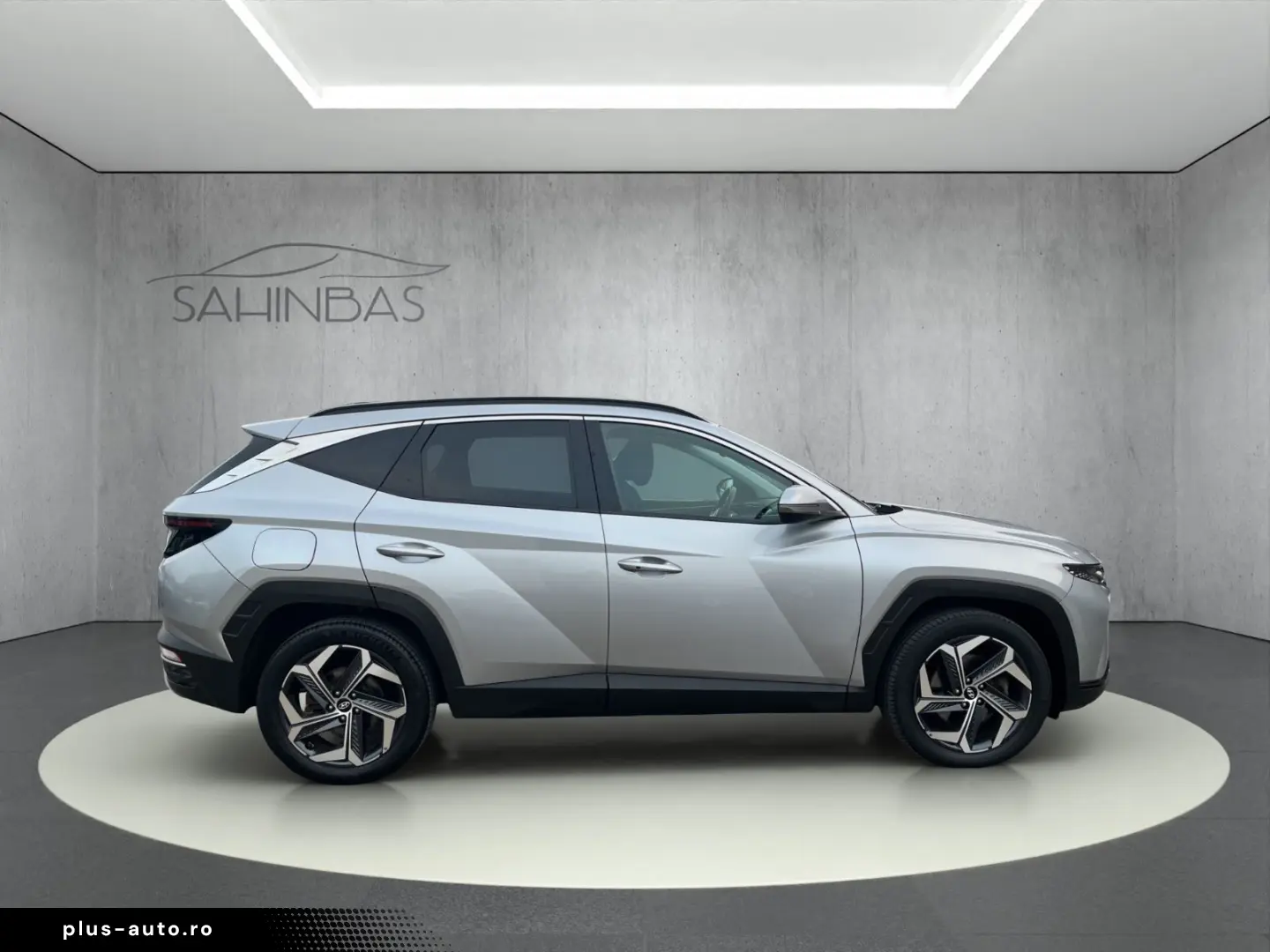 HYUNDAI Tucson Trend Plug-In Hybrid 4WD LED  aus 1.Hand