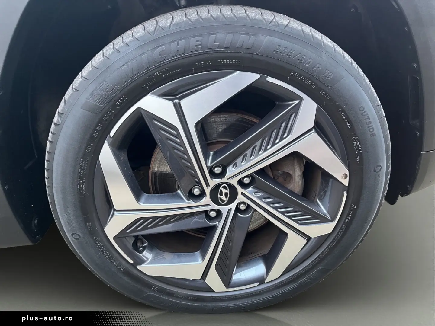 HYUNDAI Tucson Trend Plug-In Hybrid 4WD LED  aus 1.Hand