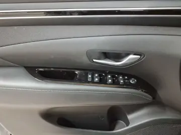 HYUNDAI TUCSON 1.6 T-GDi Plug-in-Hybrid 4WD