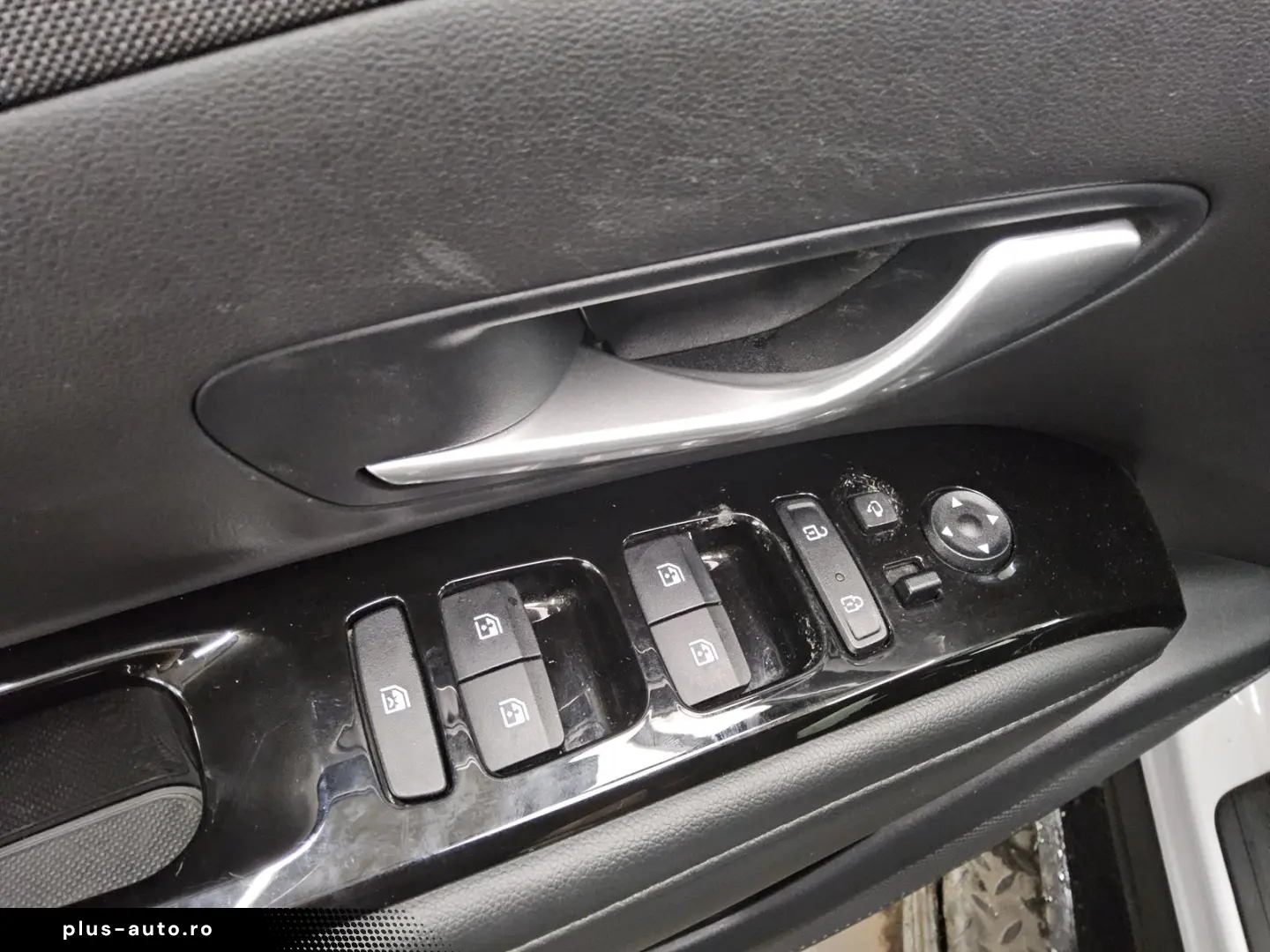 HYUNDAI Tucson 1.6 T-GDI Trend Navi LED KRELL RFK