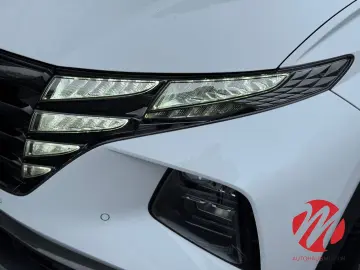 HYUNDAI Tucson Plug-In Hybrid 4WD Pano Navi Kamera LED A