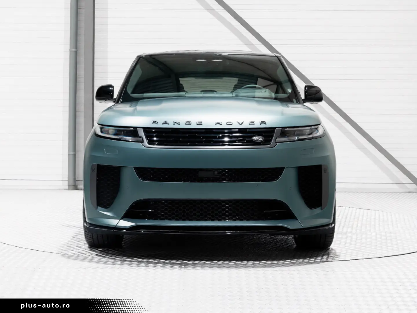 Land Rover Range Rover Sport P635 SV Celestial Gaea AWD