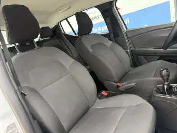 Dacia Sandero 2025 1.0 66CP EURO6 26.000KM!