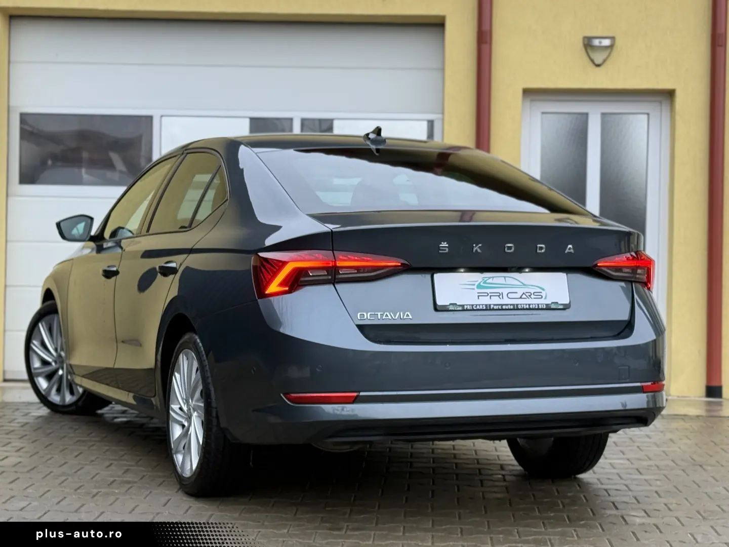 Skoda Octavia IV - 2.0tdi   150cp   DSG   Bord digital