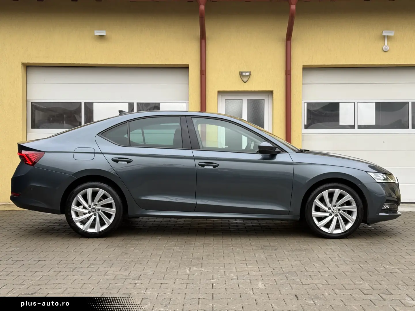 Skoda Octavia IV - 2.0tdi   150cp   DSG   Bord digital