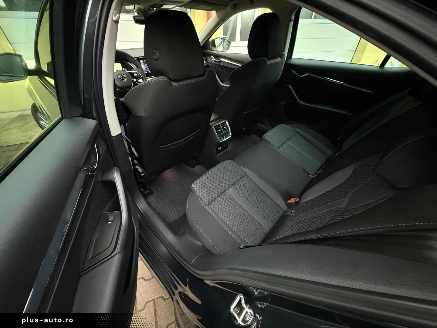 Skoda Octavia IV - 2.0tdi   150cp   DSG   Bord digital