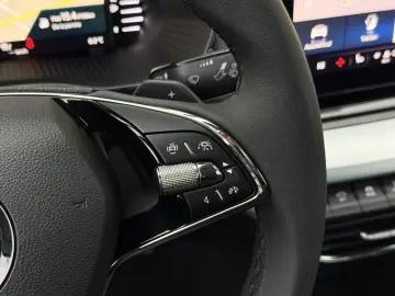 Skoda Octavia IV - 2.0tdi   150cp   DSG   Bord digital