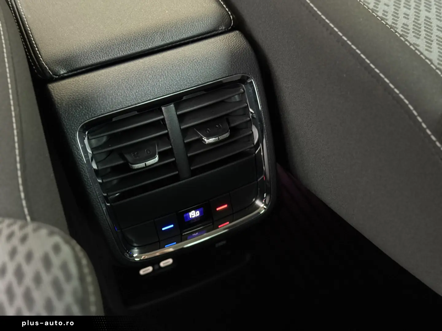 Skoda Octavia IV - 2.0tdi   150cp   DSG   Bord digital