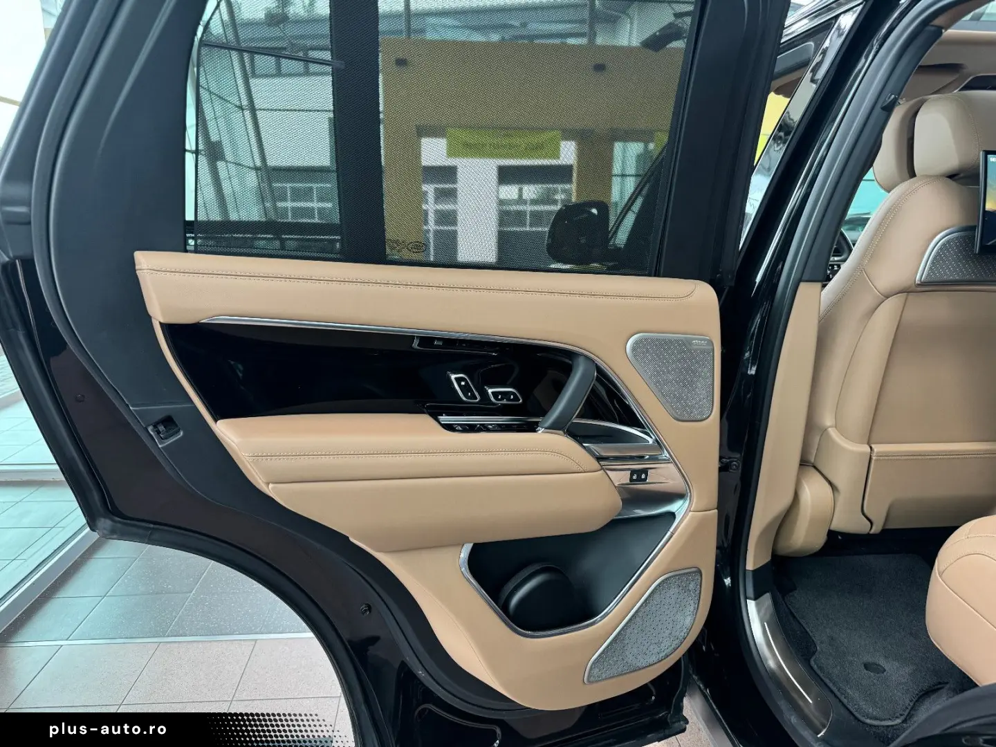 LAND ROVER Range Rover Autobiography Fond Monitor 360  HUD