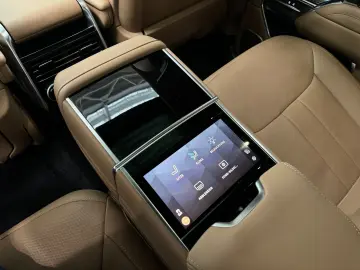 LAND ROVER Range Rover Autobiography Fond Monitor 360  HUD