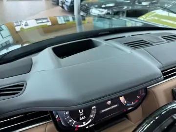 LAND ROVER Range Rover Autobiography Fond Monitor 360  HUD