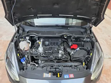 Ford Fiesta ST-Line LED Sync3 B&O Keyless Distronic BLIS