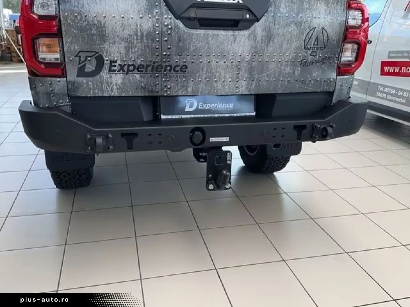 Toyota Hilux 4x4 2 8 l DC AT Invincible TD