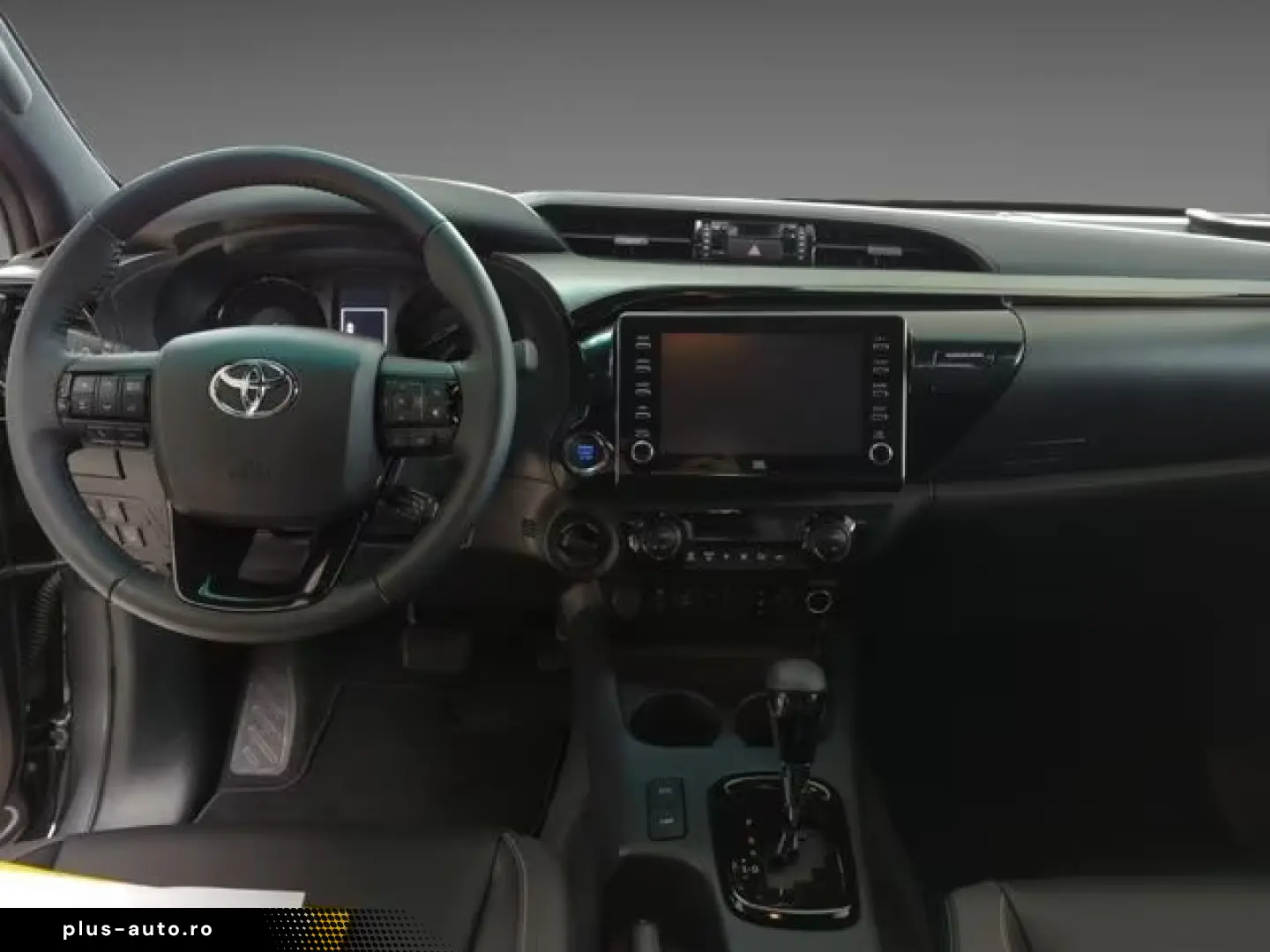 Toyota Hilux 4x4 2 8 l DC AT Invincible TD