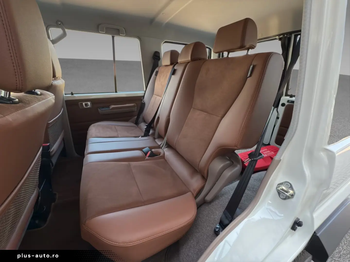 Toyota Land Cruiser GRJ76 AT Luxury   LED  Safety Sense