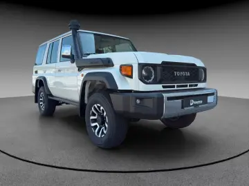 Toyota Land Cruiser GRJ76 AT Luxury   LED  Safety Sense
