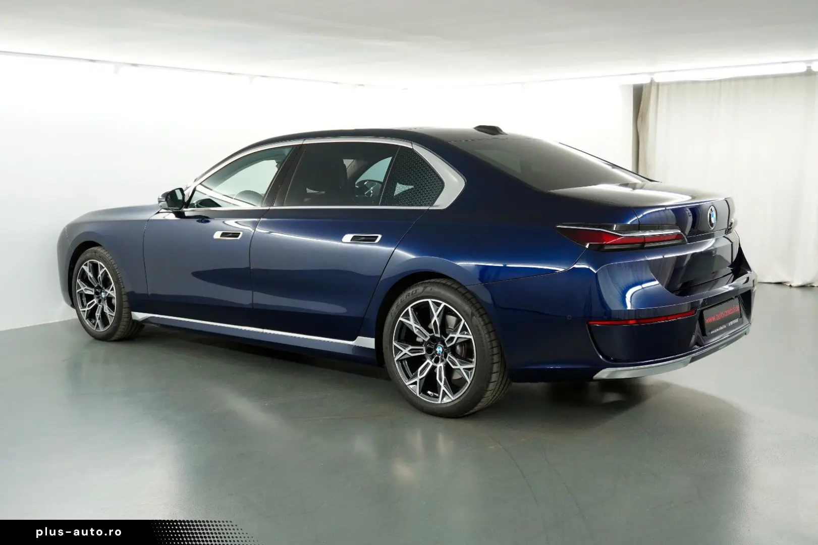 BMW 740 d xDrive Design Pure Excellence Innovation