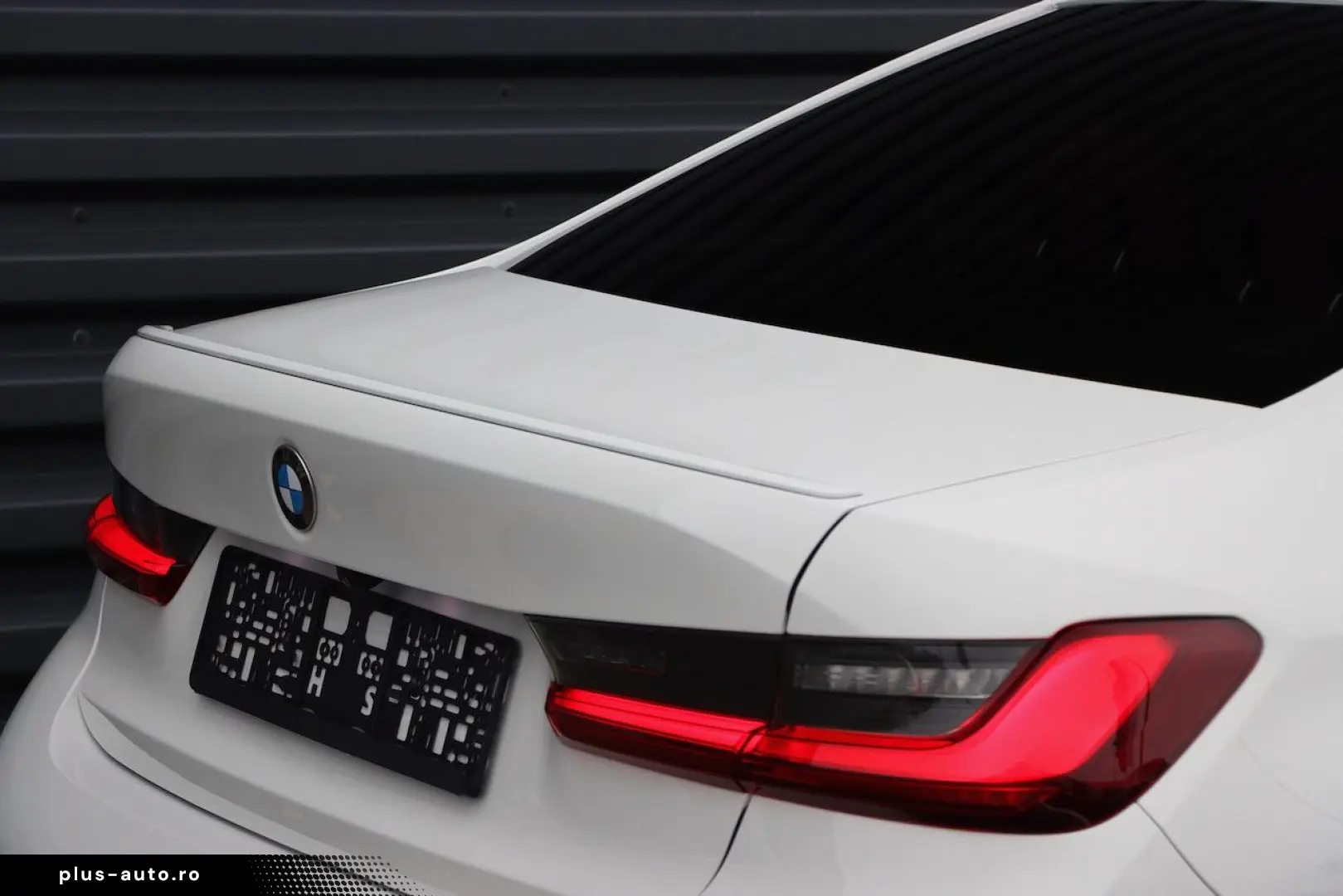 BMW 320d xDrive M-SPORT UVP82t€ M-SITZE H&K 19Z