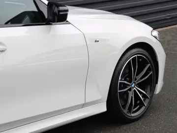 BMW 320d xDrive M-SPORT UVP82t€ M-SITZE H&K 19Z