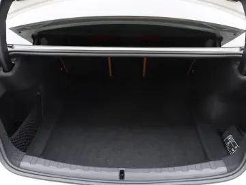 BMW 320d xDrive M-SPORT UVP82t€ M-SITZE H&K 19Z