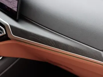 BMW 320d xDrive M-SPORT UVP82t€ M-SITZE H&K 19Z