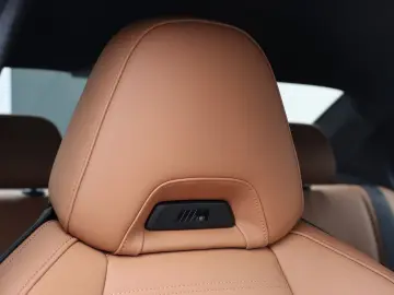 BMW 320d xDrive M-SPORT UVP82t€ M-SITZE H&K 19Z