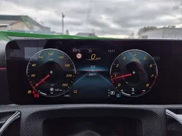 MERCEDES-BENZ A 200 AMG Line Rückfahrkamera  LED  Navigation