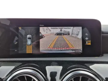 MERCEDES-BENZ A 200 AMG Line Rückfahrkamera  LED  Navigation