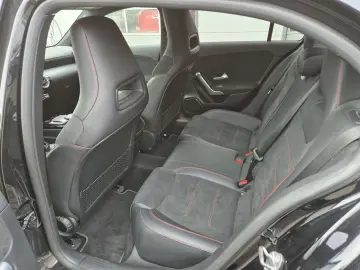 MERCEDES-BENZ A 200 AMG Line Rückfahrkamera  LED  Navigation
