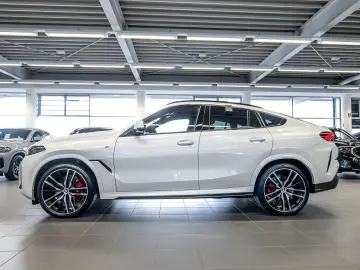 BMW X6 xDrive30d M Sport HUD PANO ACC RFK NAVI LED D