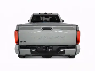 Toyota Tundra DC SR With Differential Lock 4x4