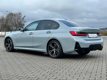 BMW 320 d xDrive M Sport Standheizung AHK