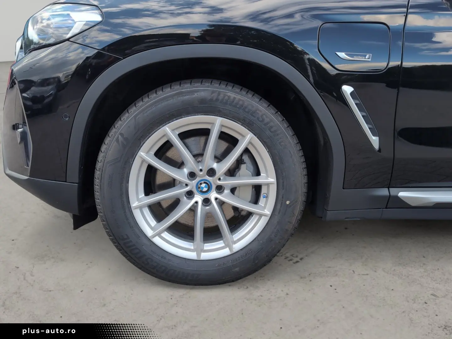 BMW X3 xDrive30e   DAB HIFI LASERLICHT HEAD-UP